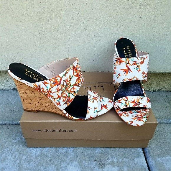 Fun Colorful Wedges by Nicole Miller - Picture 3 of 7